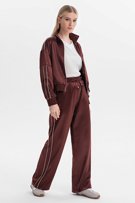 Костюм спортивный атласный, цвет 